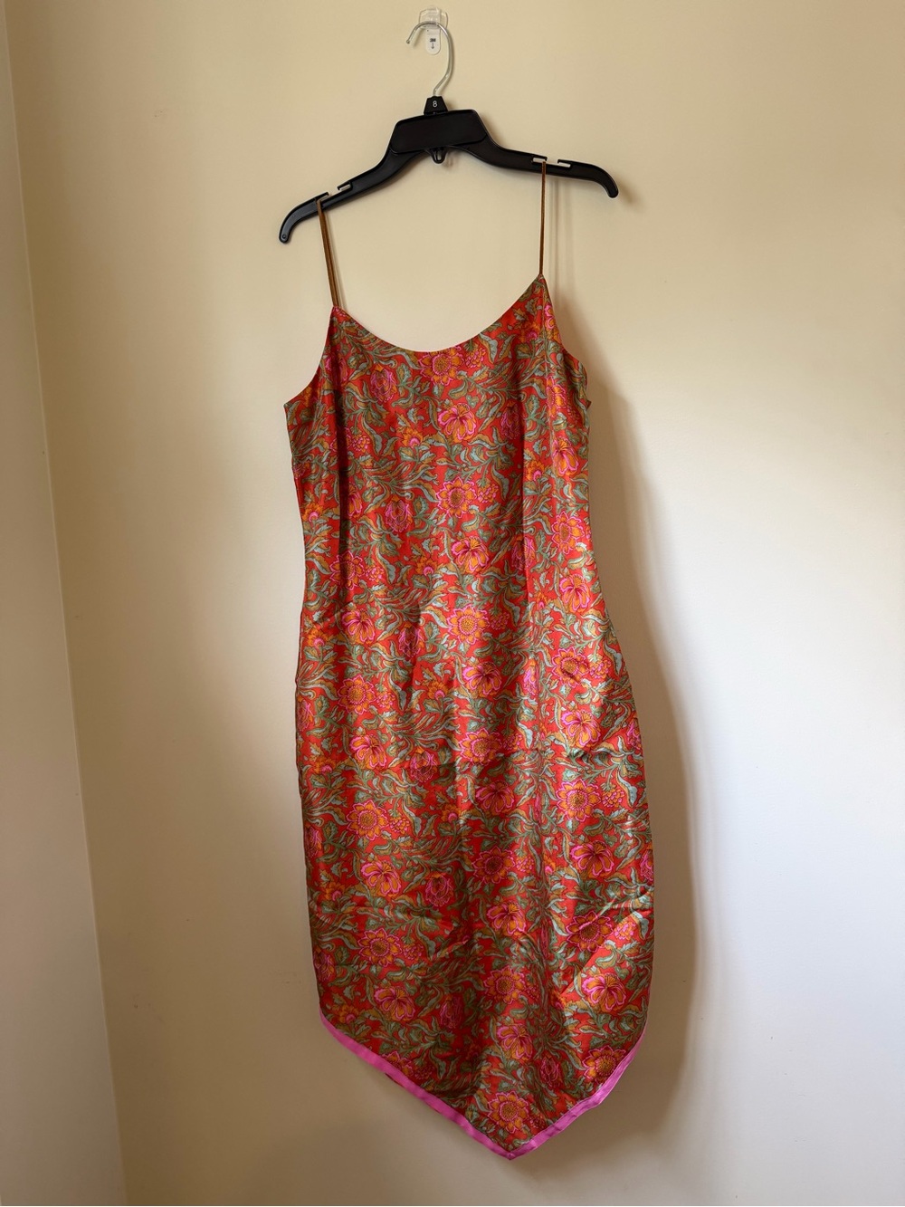 Floral silk paisley slip dress in orange, coral and green size 6.